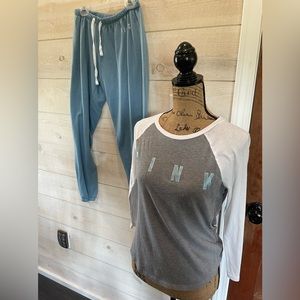 2 pc PINK by Victoria’s Secret blue/white logo sweatpants baseball set sz xsmall